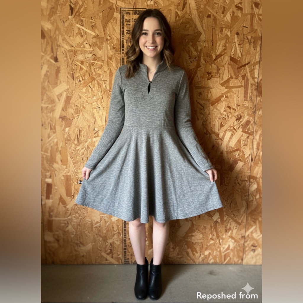 Baba Design Made In Italy Bell Sleeve Dress
